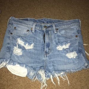 levi shorts